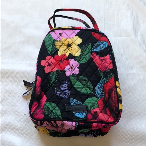 Vera Bradley Handbags - 🎅🏼Vera Bradley Lunch Tote🎄